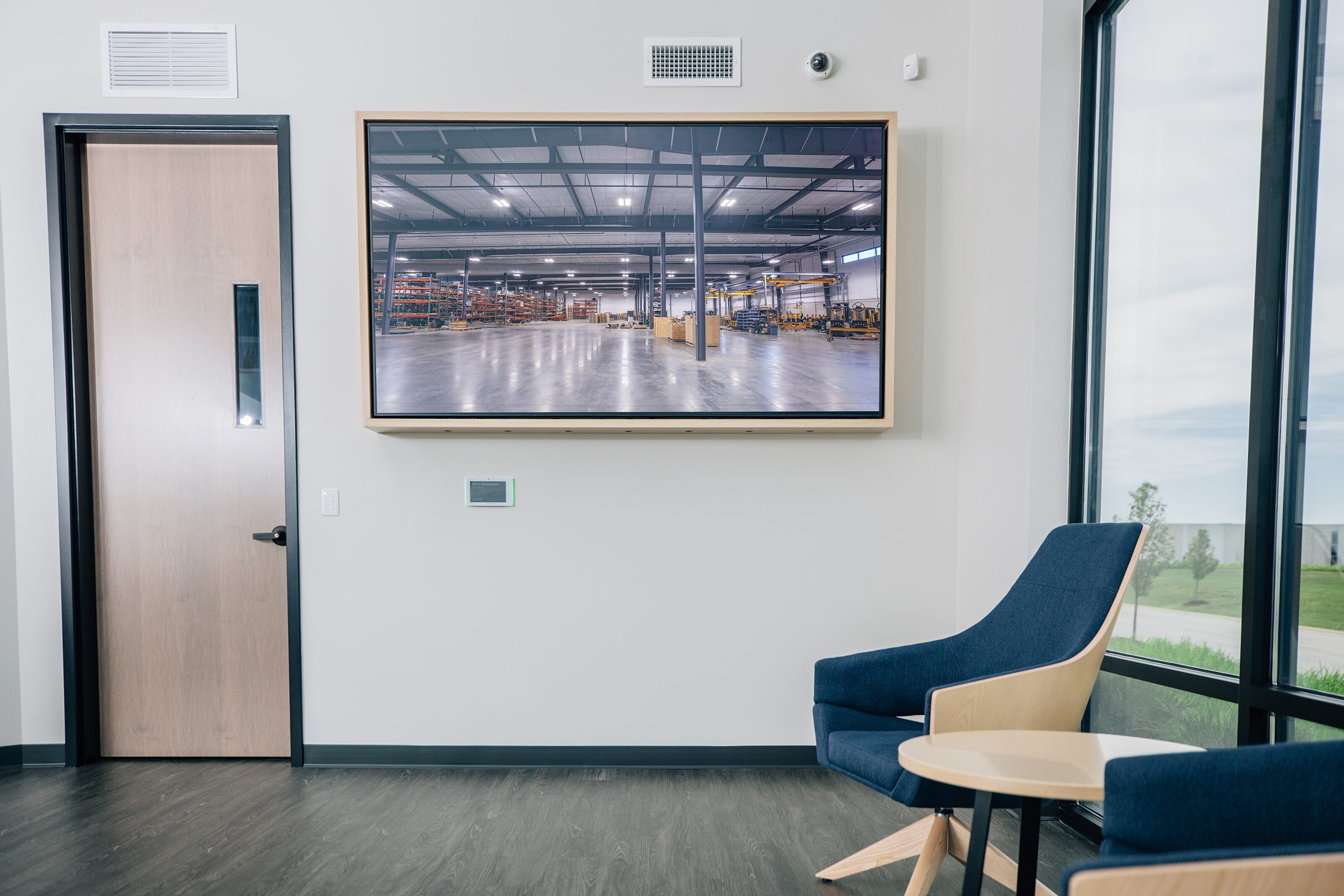 DSS lobby