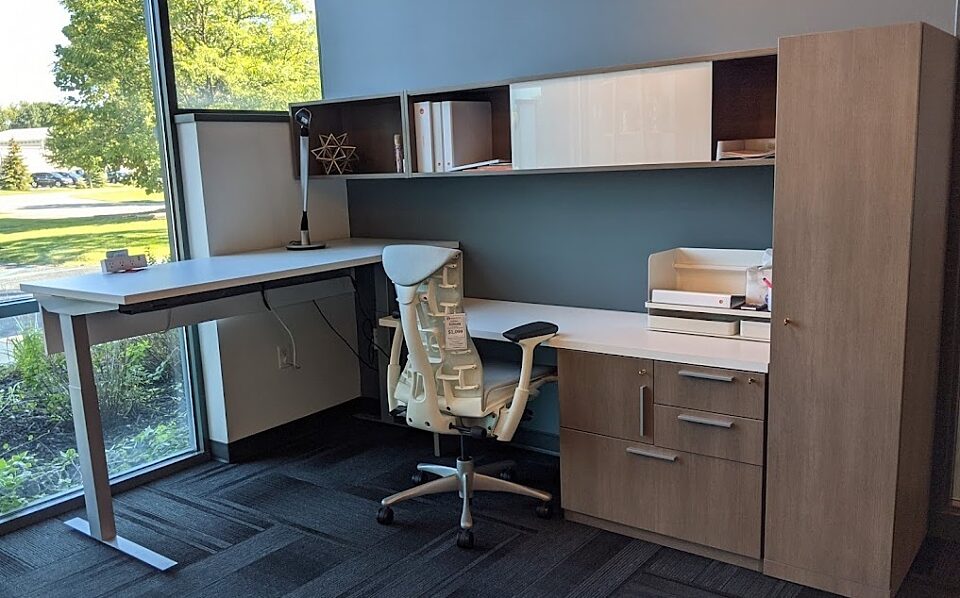 SR Desk